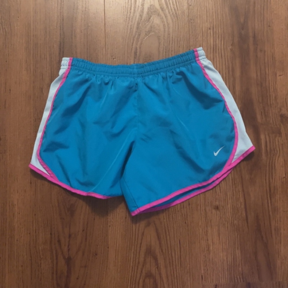 KIDS NIKE ATHLETIC SHORTS 🍬